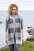 block_scarf_8039b263-5a3a-4611-8879-6017973b4975.jpg