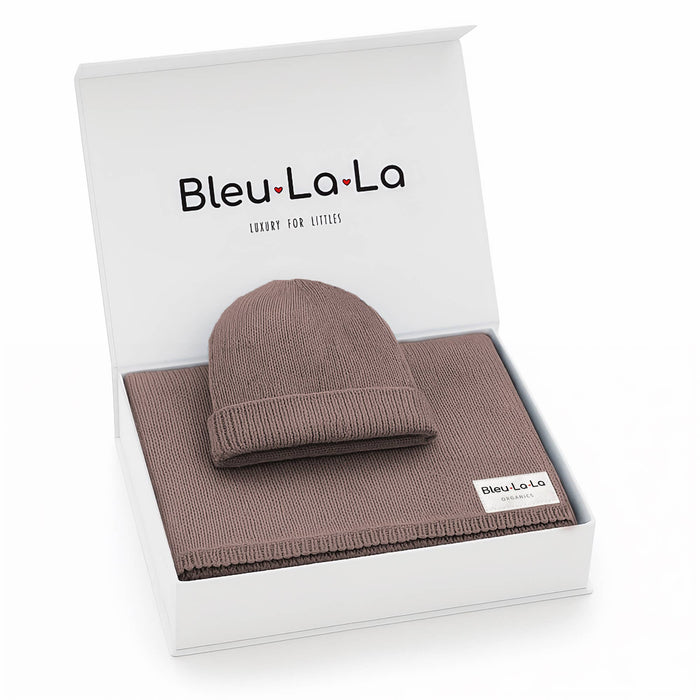 100% Organic Cotton Knit Blanket + Hat Boxed Gift Set: Milk Chocolate