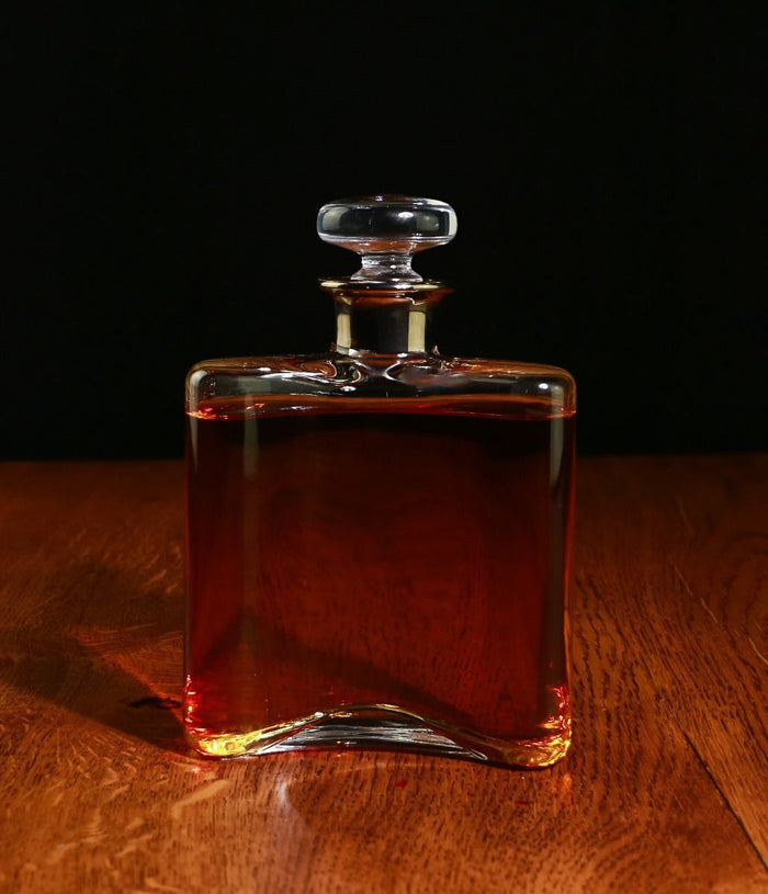 35cl Glass Flask Decanter with Platinum Neck, Engraved & in a Gift Box
