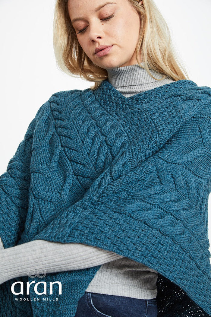 super_soft_poncho_teal_fcd7b093-64dc-4866-98b3-6ae59a302795.jpg