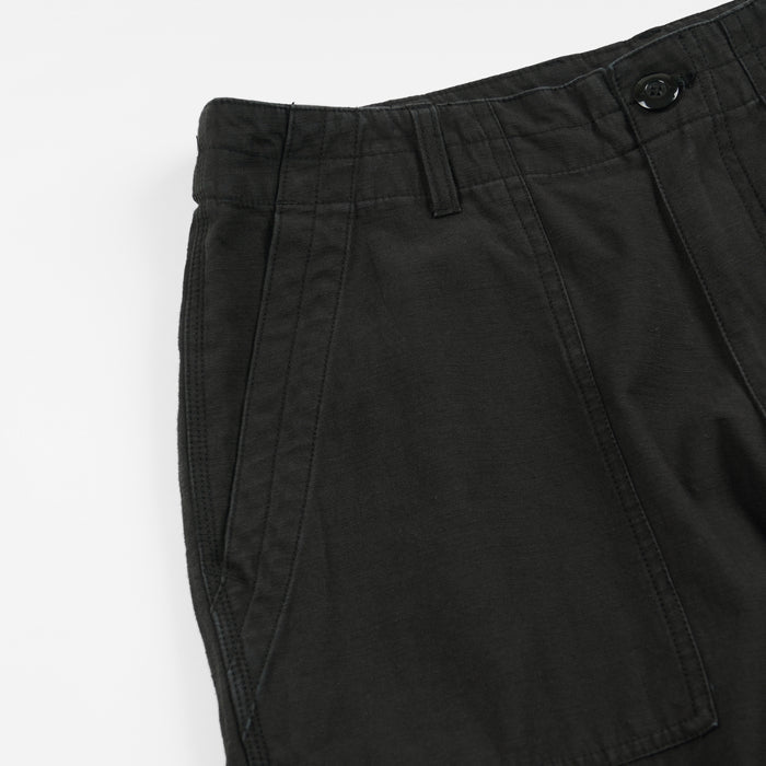 BACKSATIN ESSENTIAL FATIGUE SHORT - BLACK