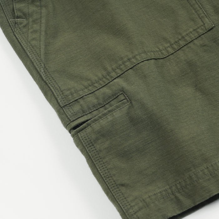 BACKSATIN ESSENTIAL FATIGUE SHORTS - OLIVE