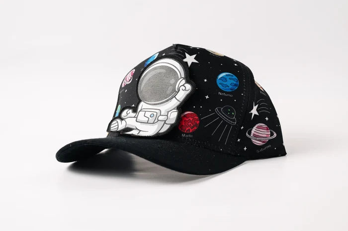 Boné Preto Infantil - Aba Curva - Astronauta Destacável