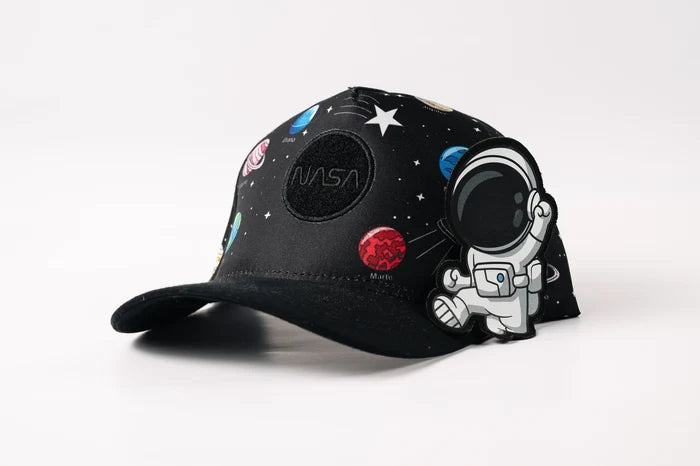 Boné Preto Infantil - Aba Curva - Astronauta Destacável