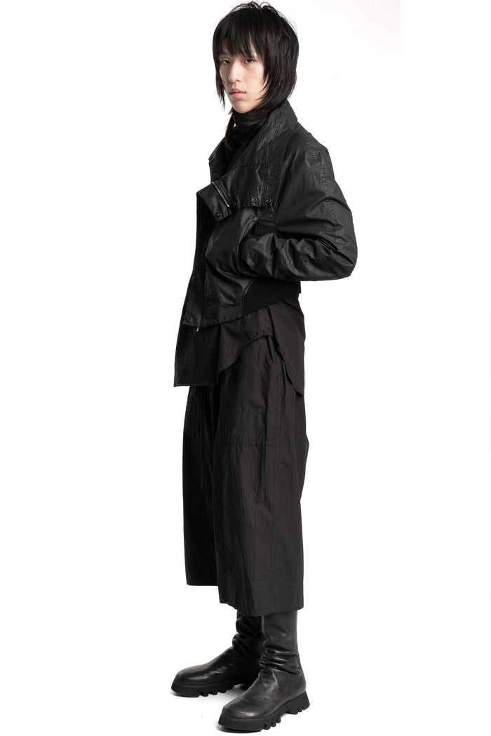 Julius_7 | SS26 - Coated Cropped High Neck Jacket, 937BLM5