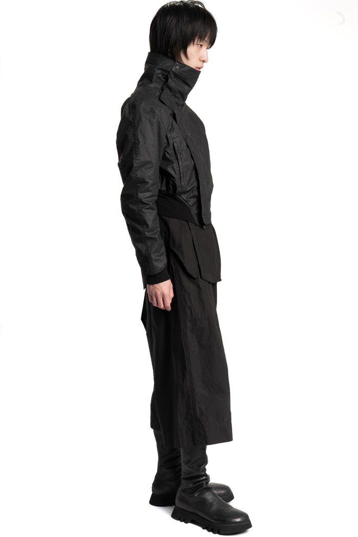 Julius_7 | SS26 - Coated Cropped High Neck Jacket, 937BLM5