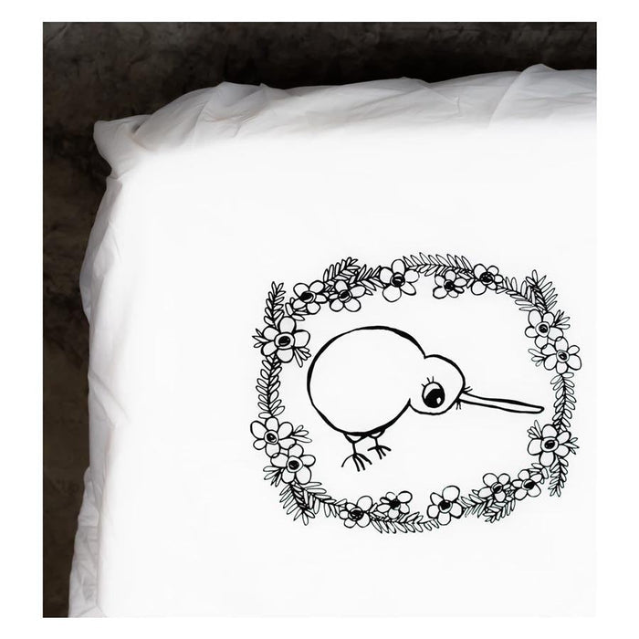 Henry & Co. Fitted Cot Sheet - Kiwi | Koop.co.nz