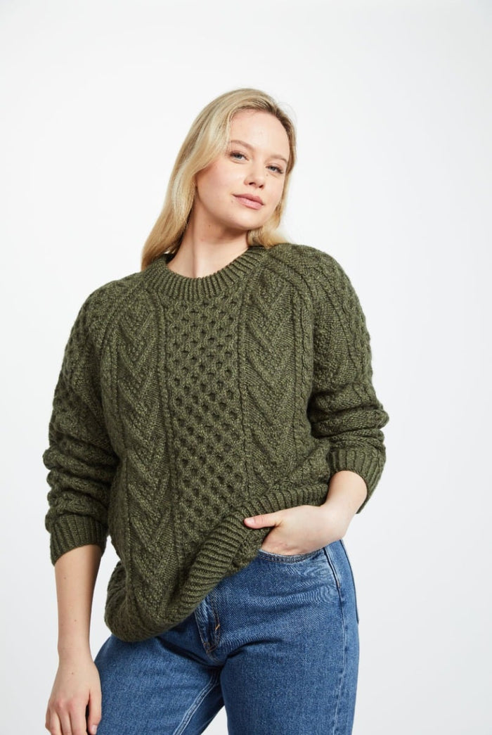 aran_handknit_green_sweater_882ece37-16c3-4c9d-ba70-afd4af8825a4.jpg