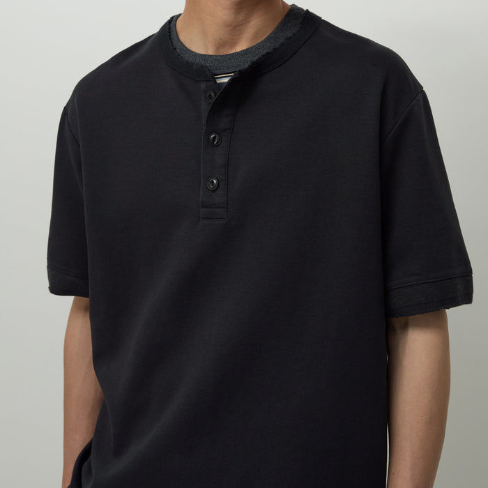 HENRY NECK T-SHIRT - BLACK