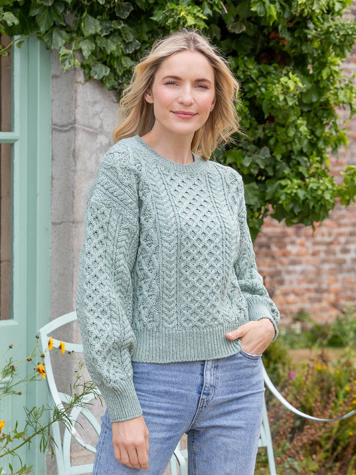 sage_cropped_sweater_a62723e1-1092-47f9-86d1-b71afb40f2ba.jpg