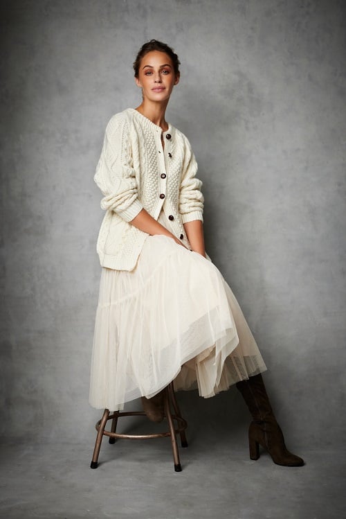 050923d_sweater_shop_p2_92651_1_300d99e5-1e91-486b-88b7-c64edddb0798.jpg