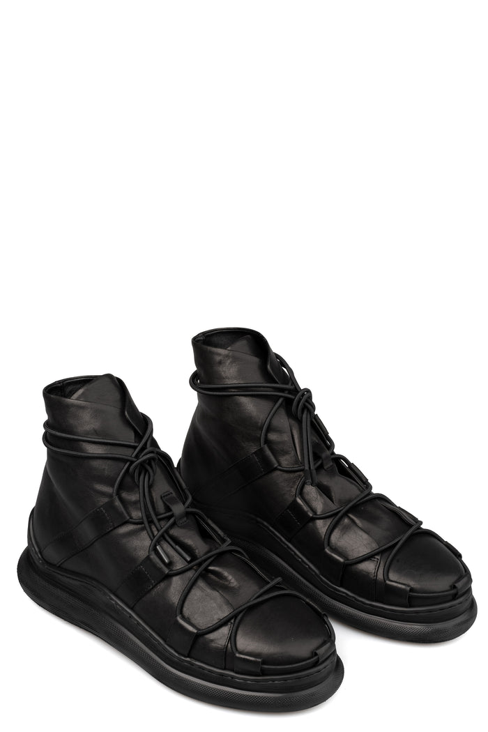 Puro | SS26 - Laced lamb leather sneakers | HIGH DEFINITION