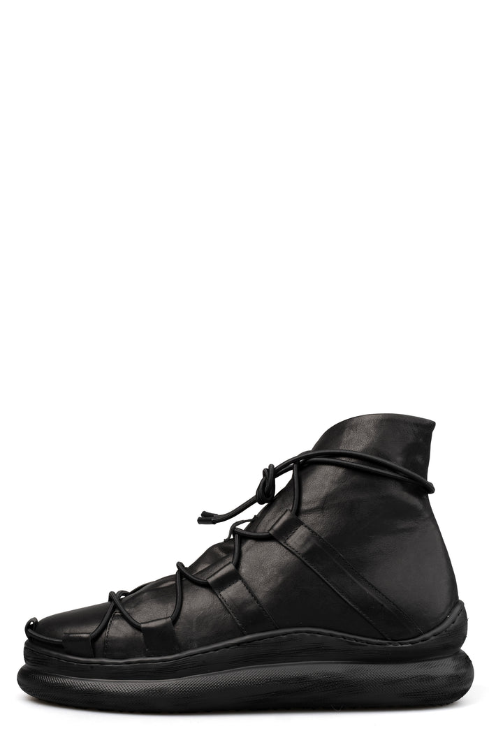 Puro | SS26 - Laced lamb leather sneakers | HIGH DEFINITION