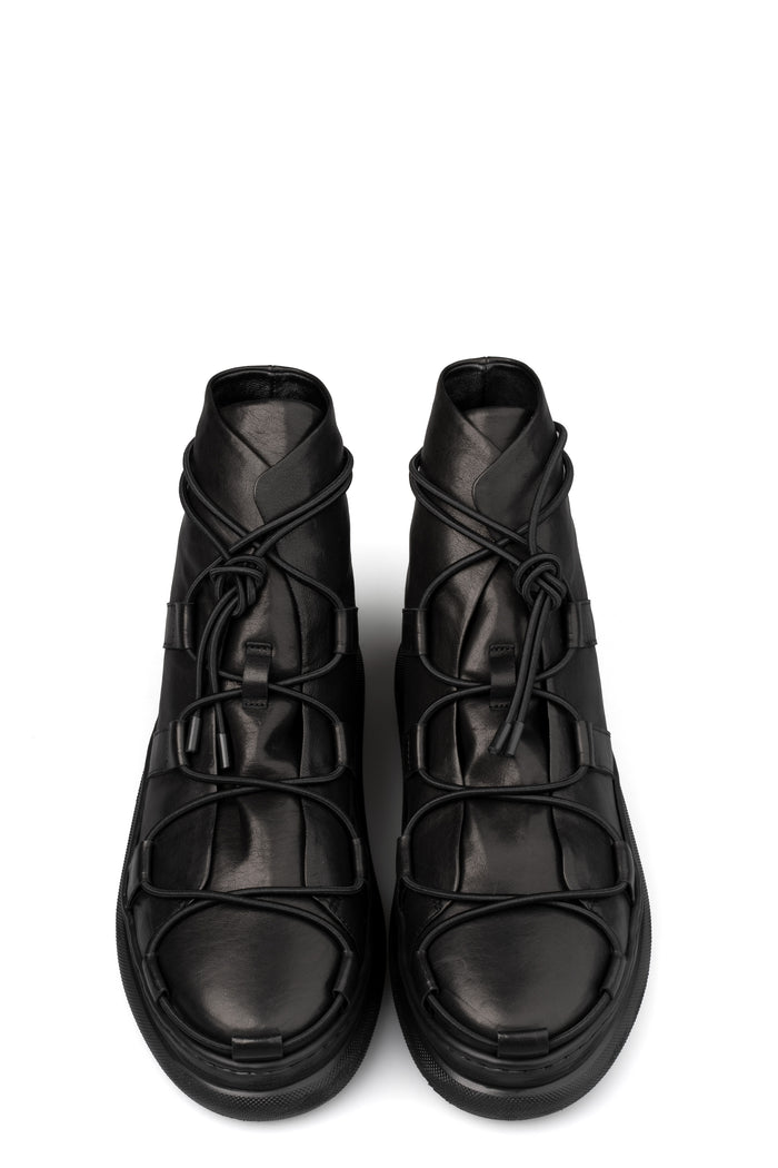 Puro | SS26 - Laced lamb leather sneakers | HIGH DEFINITION