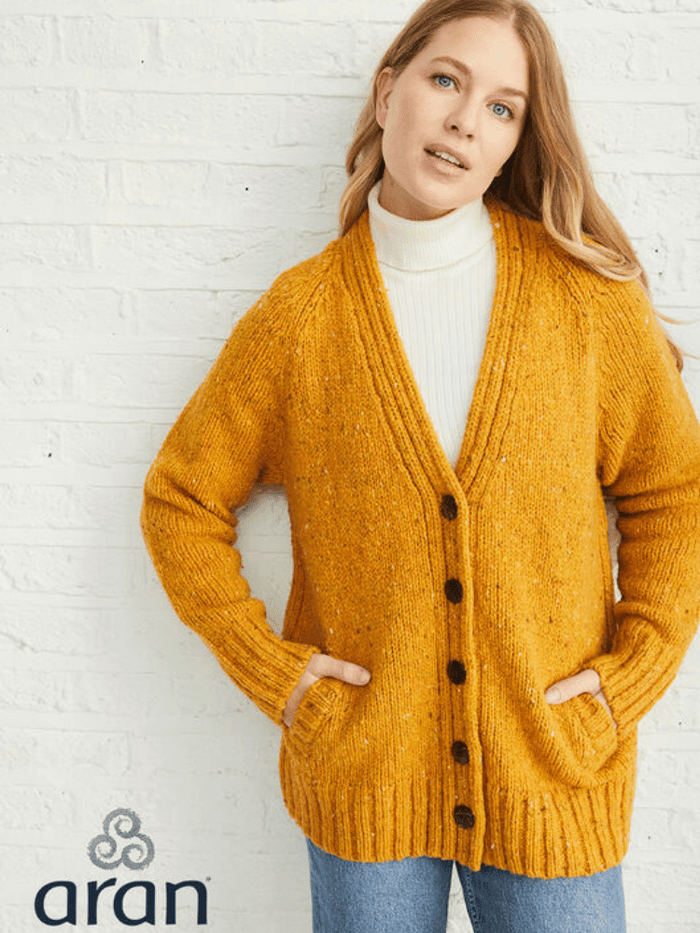 yellow_cardigan_donegal_wool_1_2_621e5b1b-95cc-4e23-8d99-b236cc91f04a.png