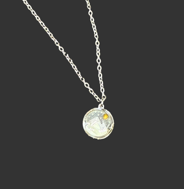 Mustard Seed Necklace – Faith-Inspired Pendant in Silver or Rose Gold