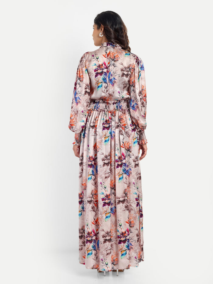 Women’s floral Pouline dress with long sleeves, flowy maxi fit and elegant stylish design