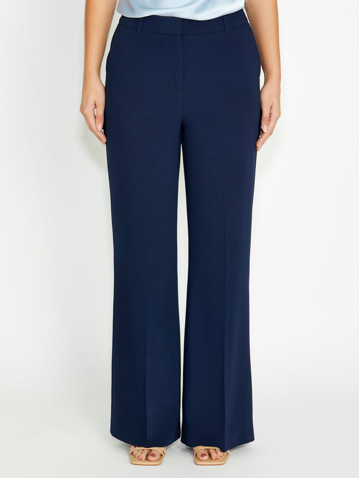 Women's Crepe Easy Fit Pant in Navy | Quinn
