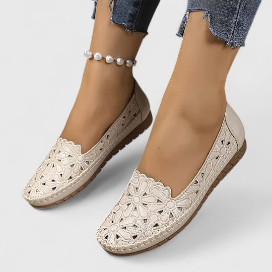Beige / 6