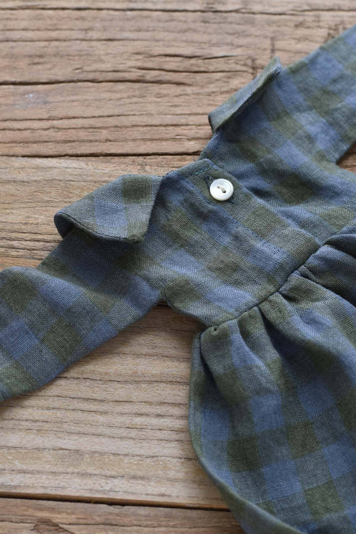 Ruthie – Rabbit in Field Plaid Linen Dress