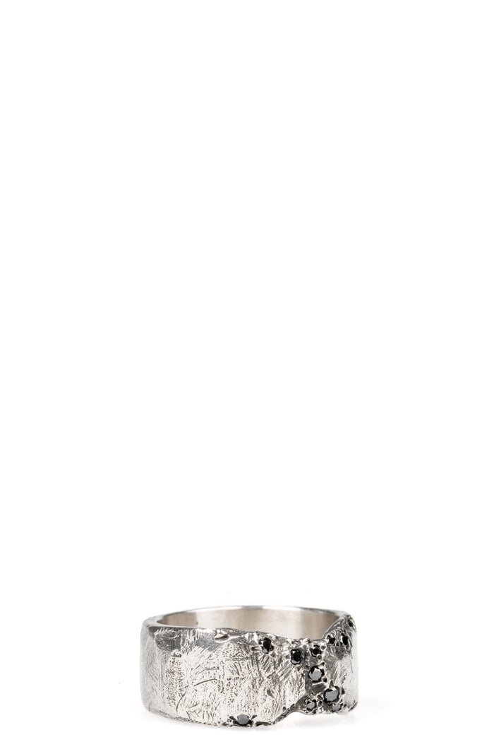 Enri Mars | Sinful black diamond ring