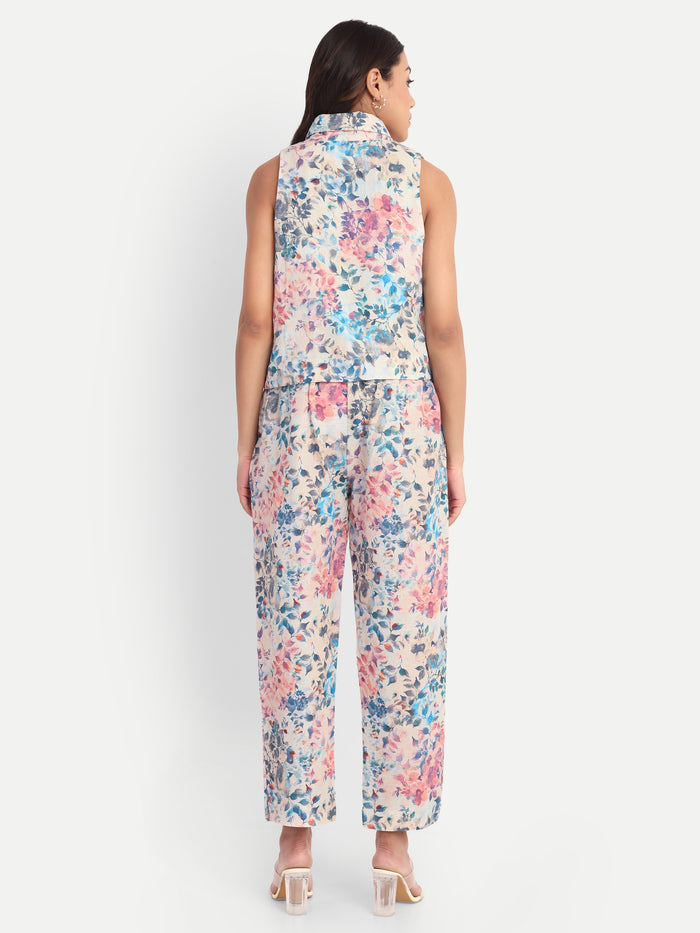 Women’s multicolor floral Sito pants with straight fit and comfortable design