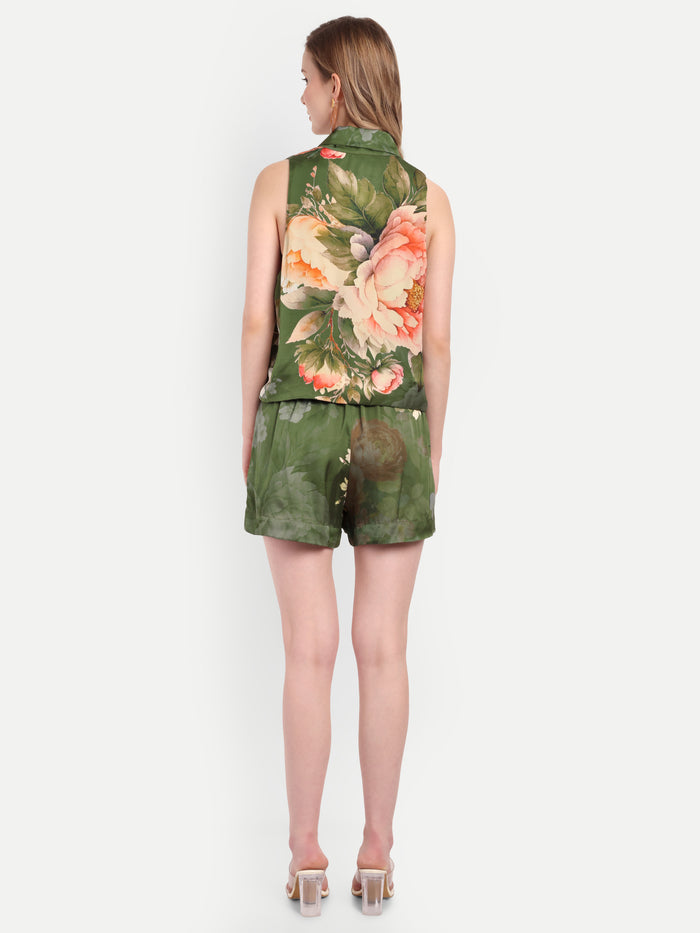 Women’s green floral Sito jacket CB set with sleeveless jacket and matching shorts