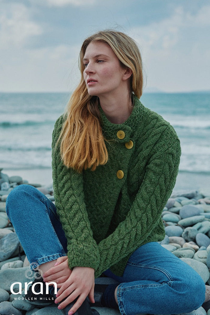 super_soft_green_sweater_d83d3c10-0b5d-4475-ab16-8d398f530a59.jpg