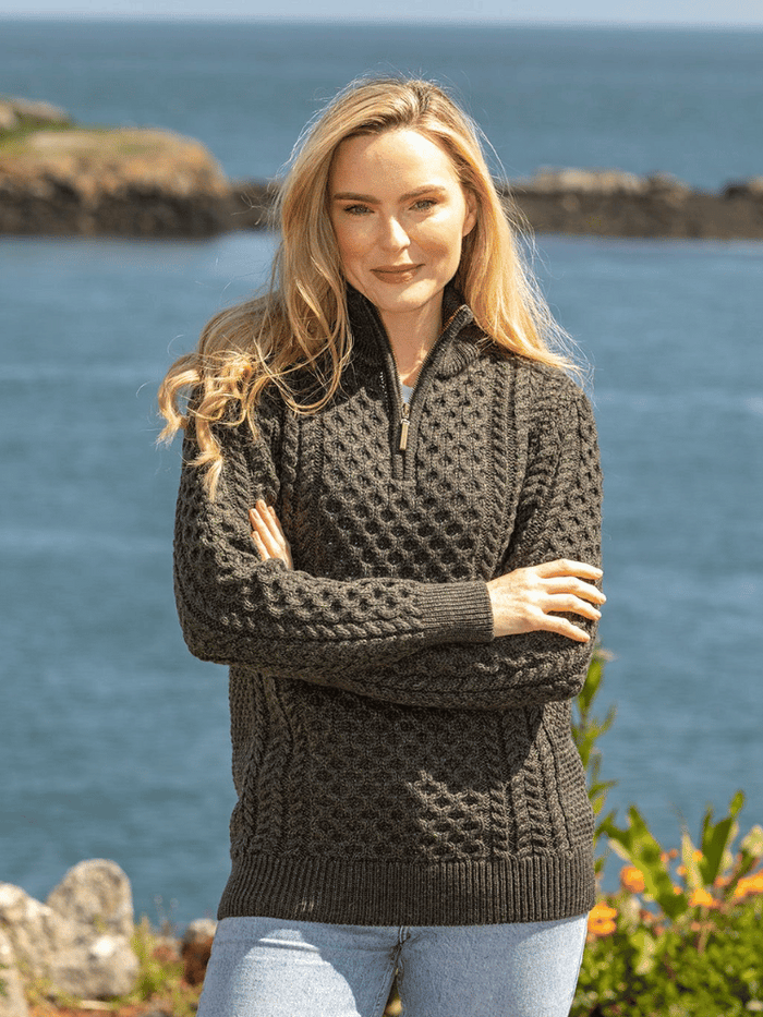 green_half_zip_women_67a34c28-538d-4a13-89a7-a87c6343ede8.png