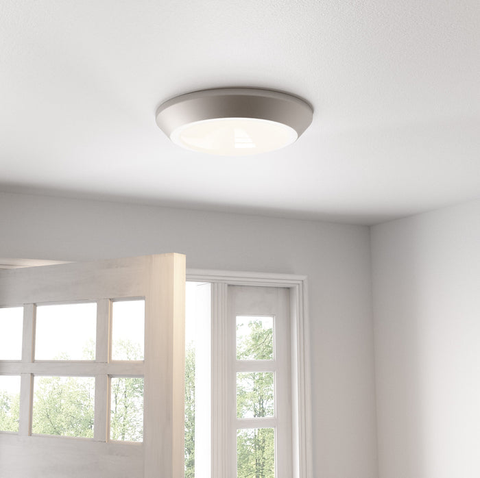 Verge Flush Mount