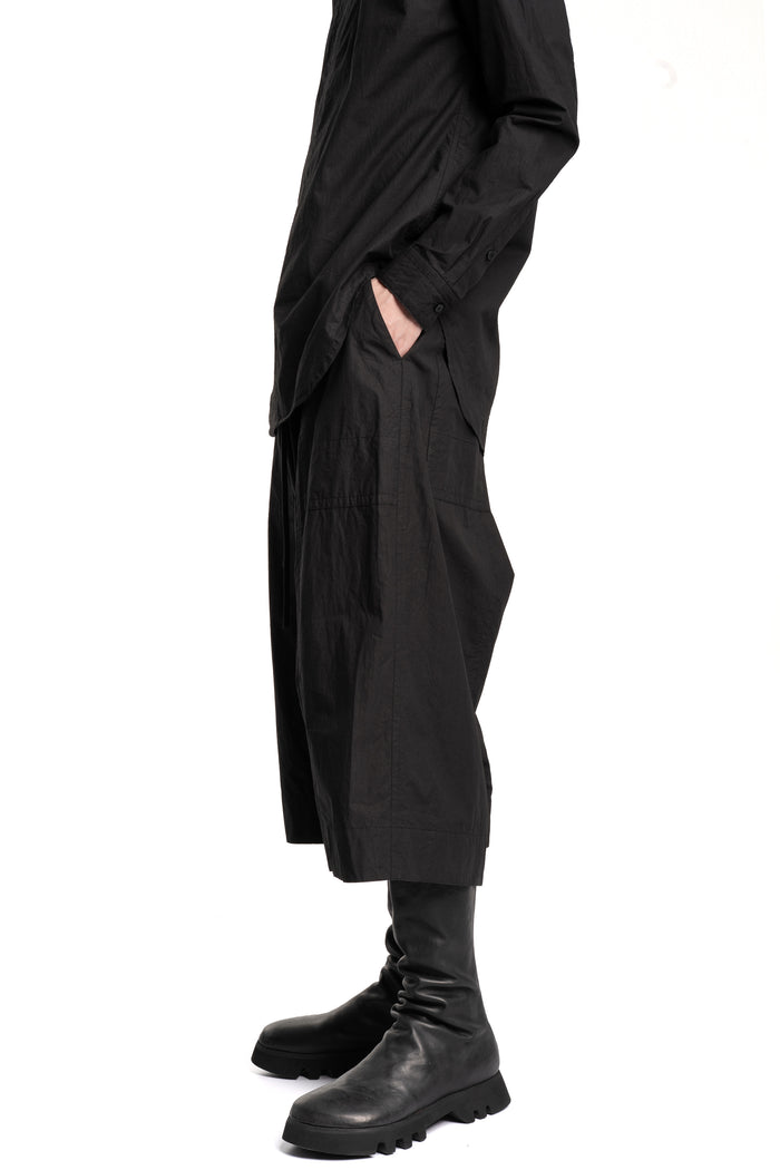 Julius_7 | SS26 - Wide Cropped Typewriter Cloth Pants, 937PAM23