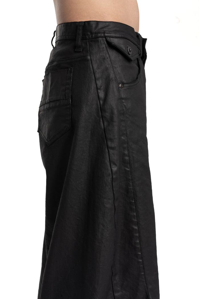 Julius_7 | SS26 - Wide-Leg Coated Denim Jeans, 937PAM5