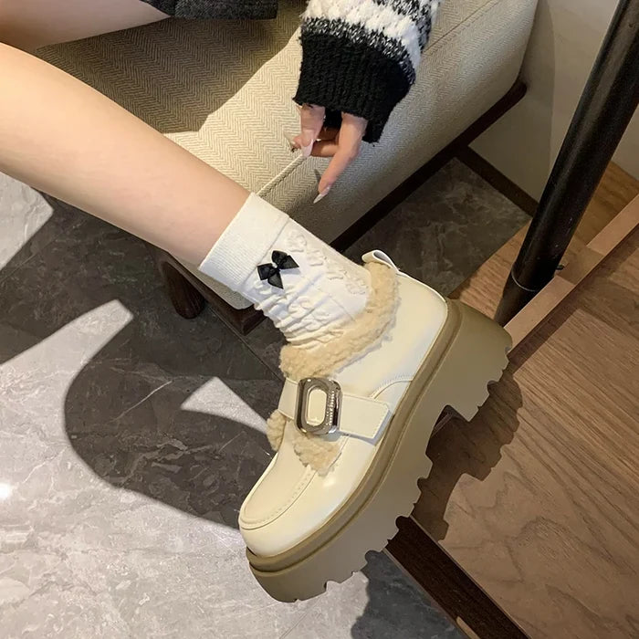 Women’s British-Style Fur Loafers