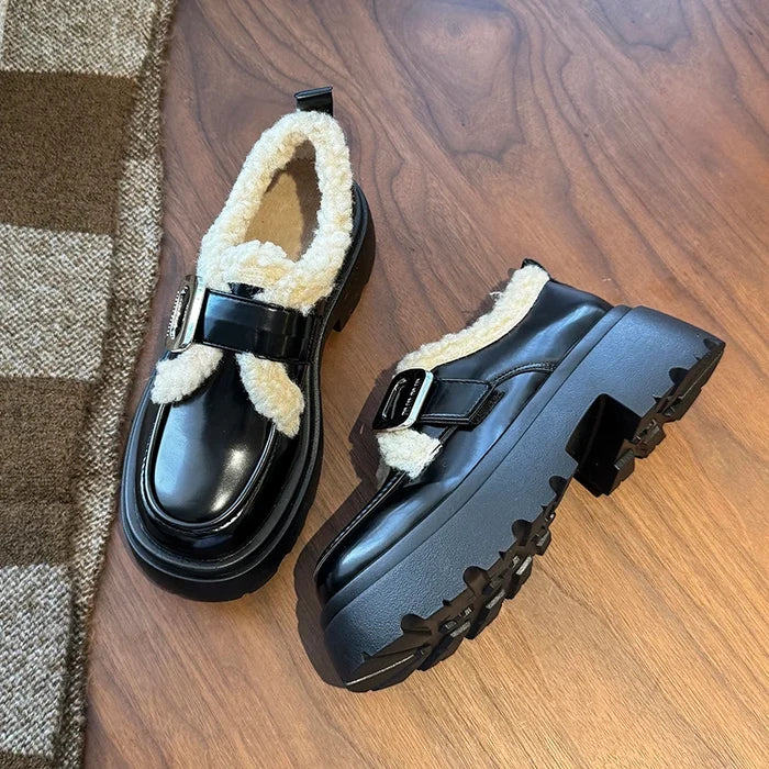 Women’s British-Style Fur Loafers