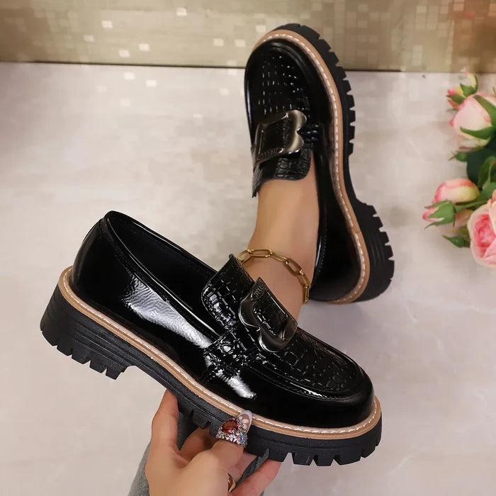 Women’s Large-Size Platform Loafers