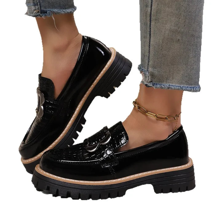 Women’s Large-Size Platform Loafers